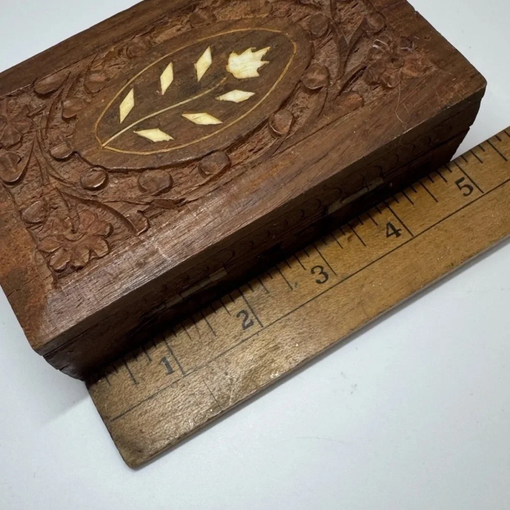 Vintage Carved Floral Folk Artist Wood Jewelry Trinket Box Stone Inlays 6x3x1.5